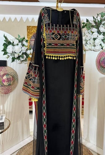 جلابية نجد التراثية بلونين من سكر Sukar