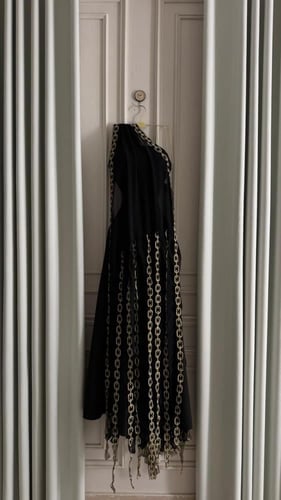 فستان سلاسل الذهب 2