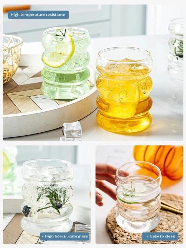 أكواب قهوة كلاسيكية مع مجموعة شفاطات