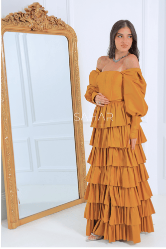 طقم شانتون كموني مع بأكمام منفوخة