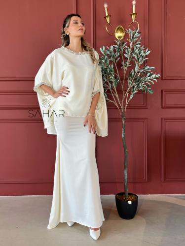 طقم انيق تنورة وبلوزة ساتان