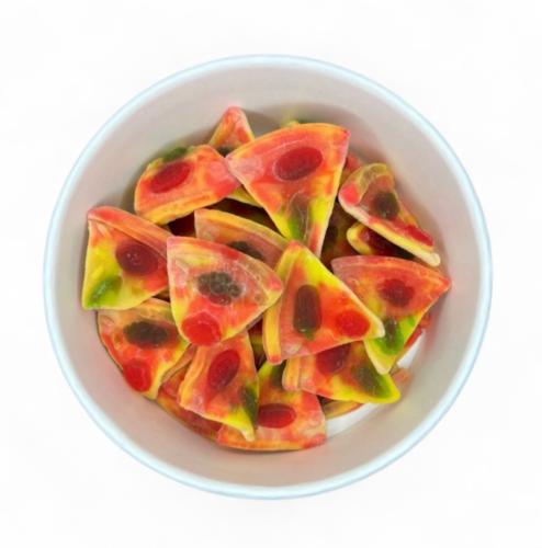 بيتزا عملاق