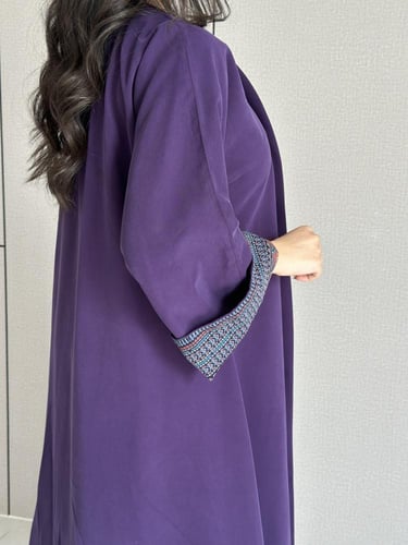 عبايه قماش كريب بنفسجي ، قماش كشميري مبطن من الاما...