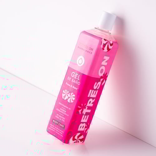 مجموعة جل وسائل استحمام برائحة الفراولة و الرمان ق...