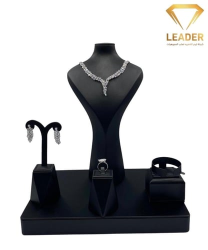 استاند طقم بقاعدة متحركة