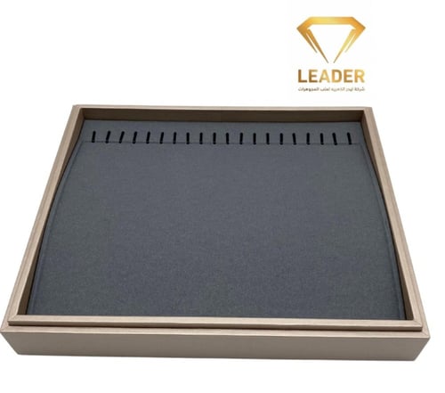 استاند سلاسل او اساور