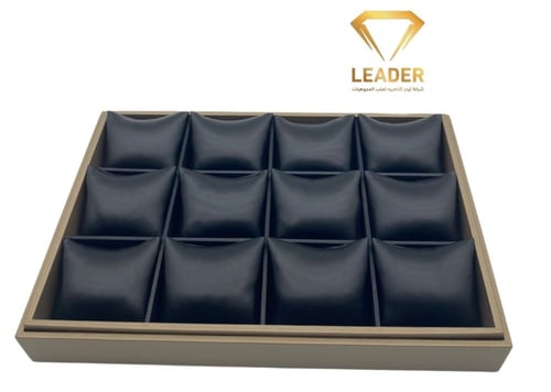 استاند طبق للاساور او الساعات