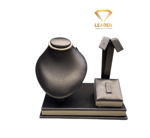 استاند لعرض نص طقم ( عقد ، حلق ، اسوارة )