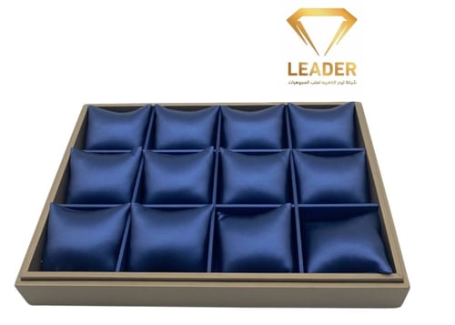 استاند طبق للاساور او الساعات