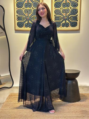 فستان تل ناعم مرصع بستراس لامع