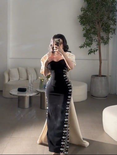 فستان الفيونكه قطعتين فخم مع تطريز