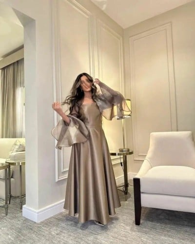 فستان سهرة أنيق باكمام واسعة