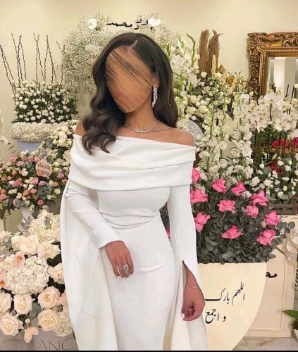 فستان سهرة ابيض ناعم