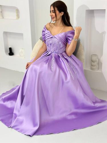 فستان سهرة موف اوف شولدر مطرز بقصة كلوش