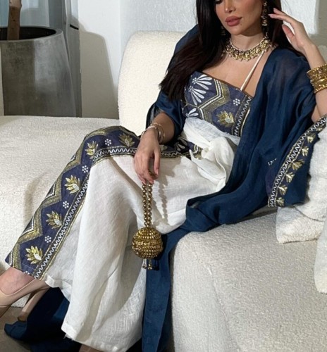 جلابية نسائية