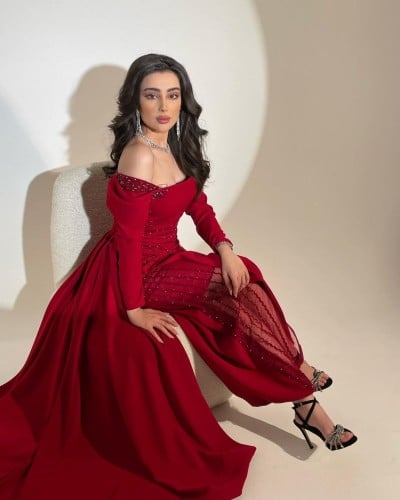 فستان سهرة احمر