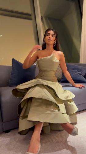 فستان سهرة تفته دبل كلوش