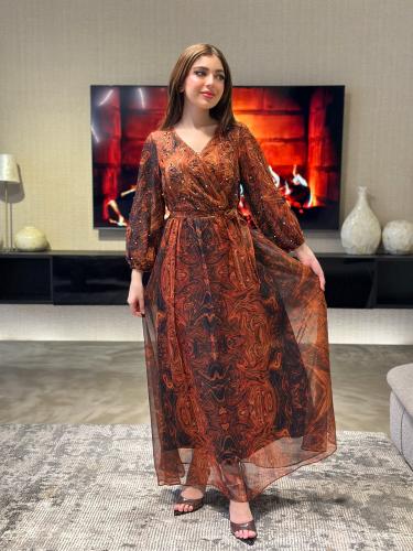 فستان شيفون طويل انيق رسم مميز