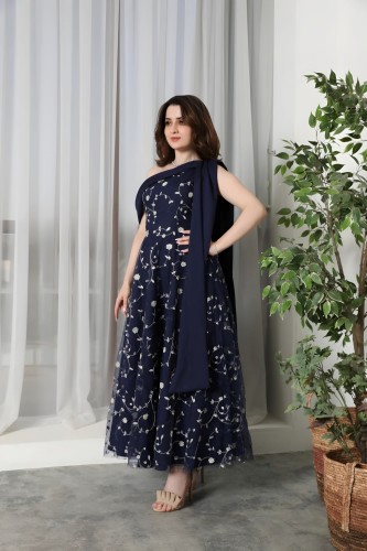 فستان كحلي مشجر