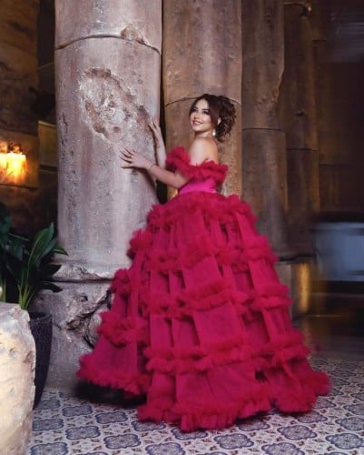 فستان احمر انيق للحفلات