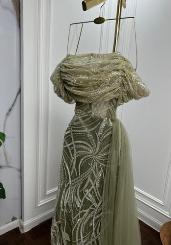 فستان سهره لميس الراقي الأنيق