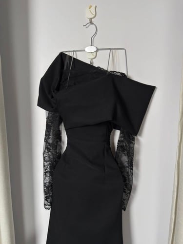 فستان كارمن