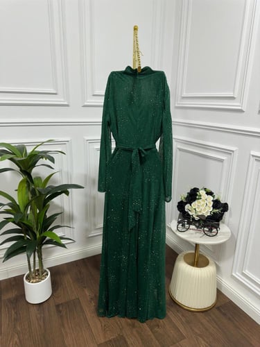 فستان ناعم ساحر بإطلالتة الراقية