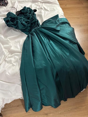 فستان فاتنة