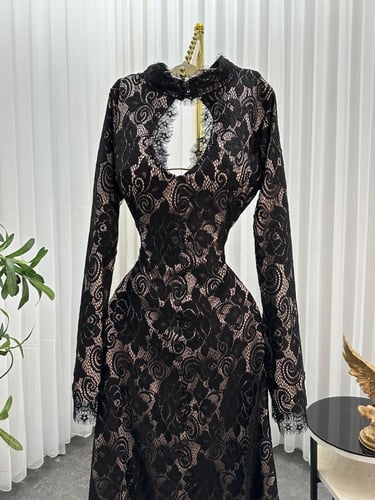 فستان مذهلة