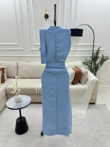 فستان سهرة تفته بأربي متألق جدا