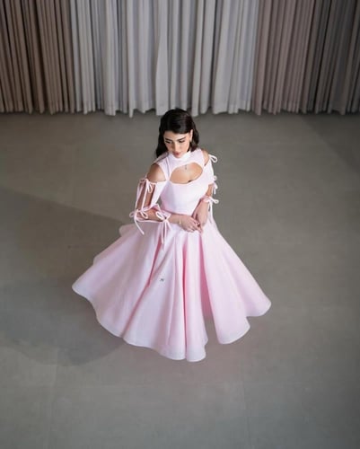 فستان ناعم سهره