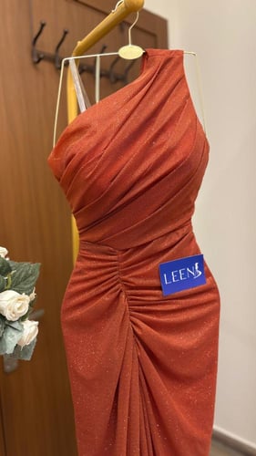 فستان سهرة لمعه راقي جداً