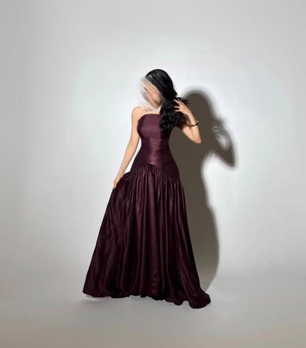 فستان كتان الانيق جداً