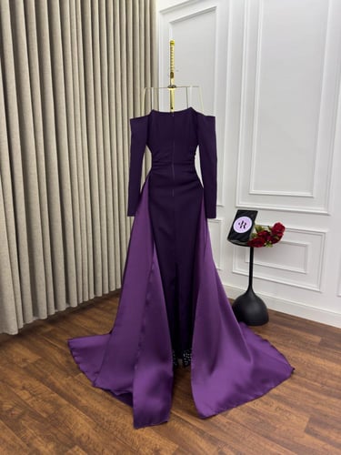 فستان إيزار