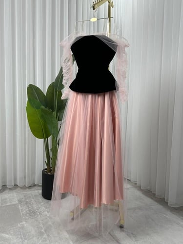 فستان سهرة جوخ دمج تفته تل متألق جداً