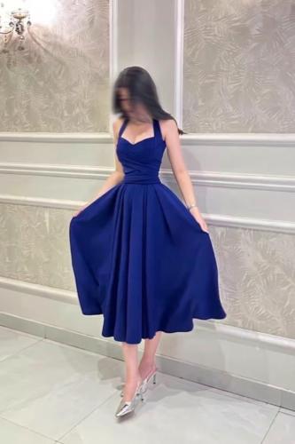 فستان سهرة لكرا كريب المتألق جداً