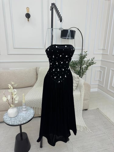 فستان سهره مخمل كوري الأنيق