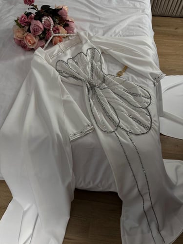 فستان شهد الشمري المتألق جداً