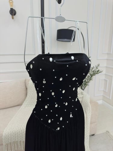 فستان سهره مخمل كوري الأنيق