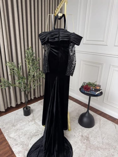 فستان مخمل سهره