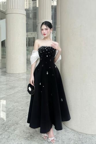 فستان سهرة تطيرز كرستال جوخ