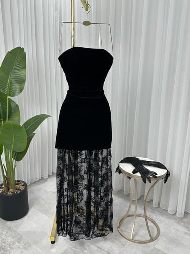 فستان سهرة جوخ دانتيل راقي جداً