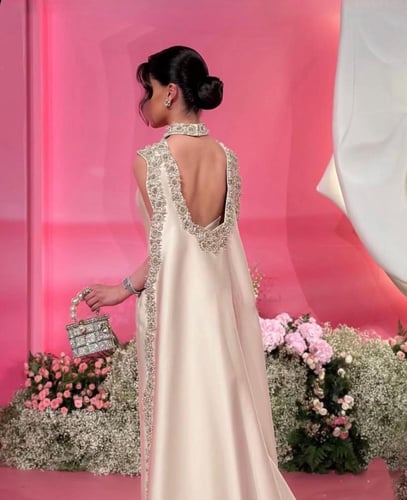 فستان لؤلؤة