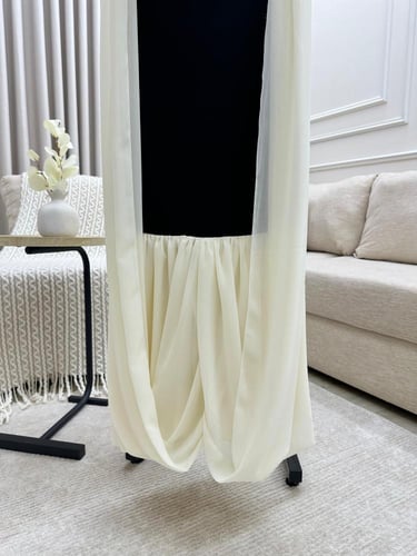 فستان نوران المتألق جداً