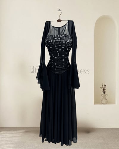 فستان بتطريز لول مع شيفون