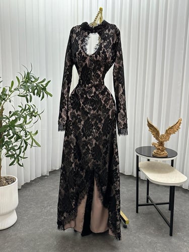 فستان مذهلة