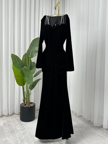 فستان نورمان المخملي المتالق