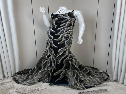 فستان الغزالة