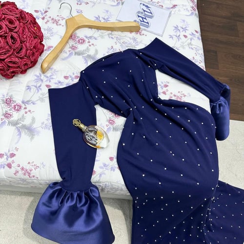 فستان كريب تطريز نيلي راقي