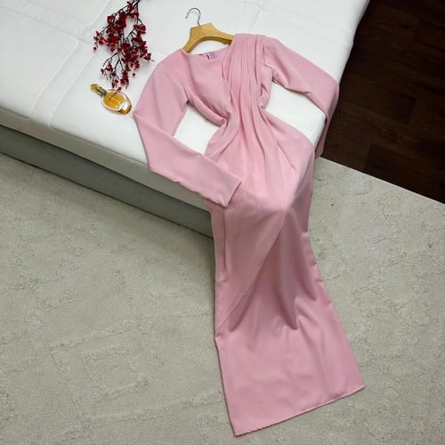 فستان رهف الحربي